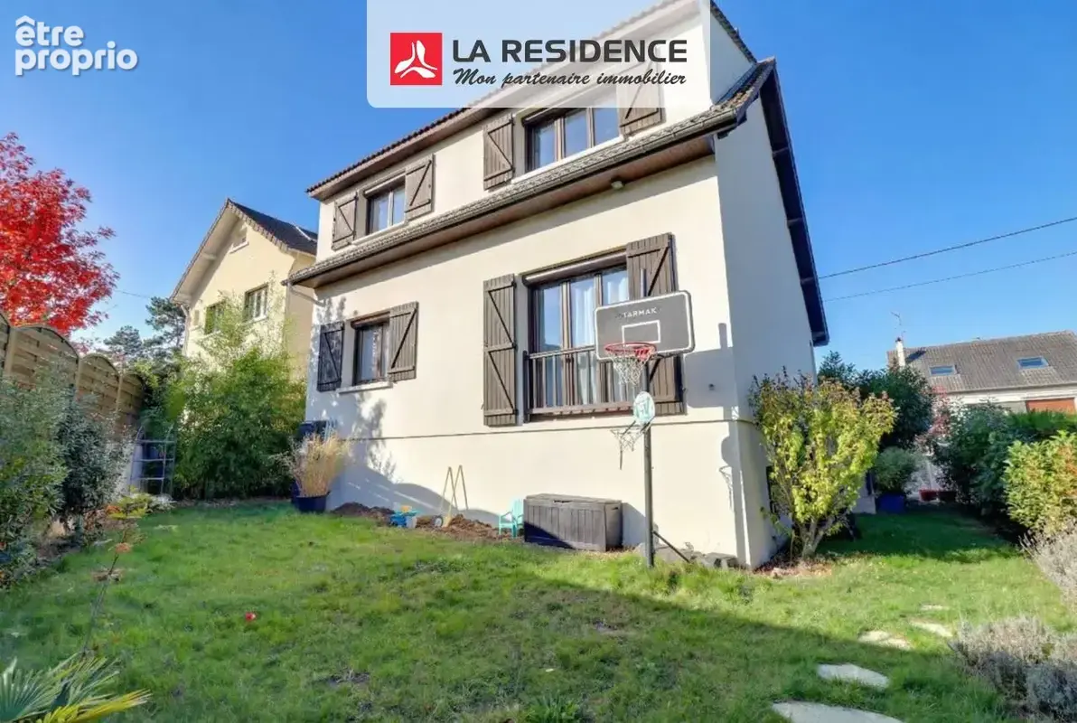 Maison 6 pièces 122 m² à vendre à Verneuil-Sur-Seine (78480) - photo 1