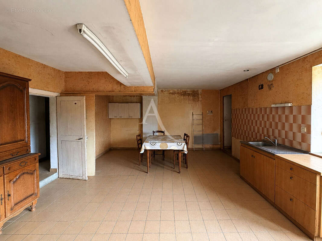 Maison à VIHIERS