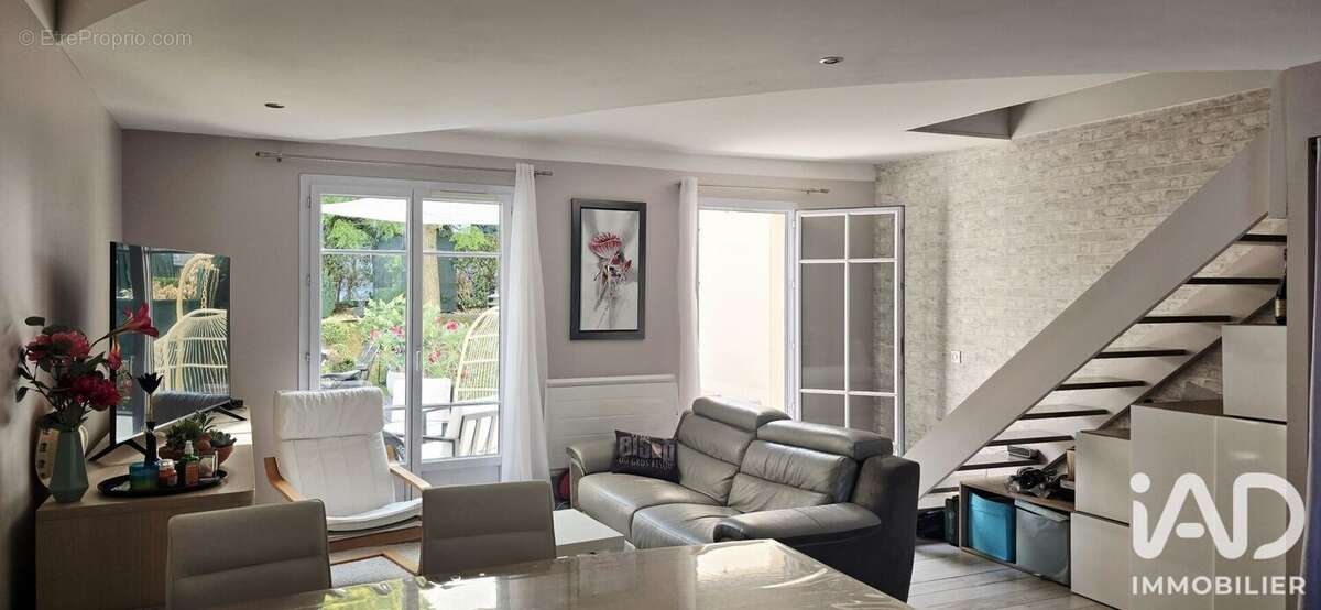 Appartement 88 m² à Magny-Le-Hongre  - photo 5