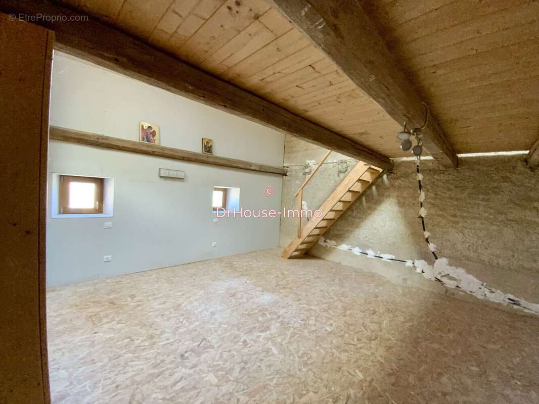 Maison à CONTREXEVILLE