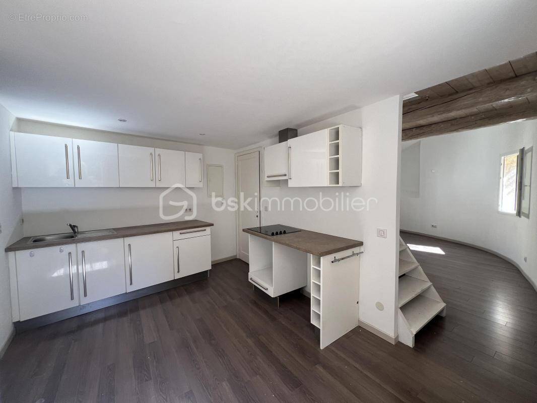Appartement à FAYENCE