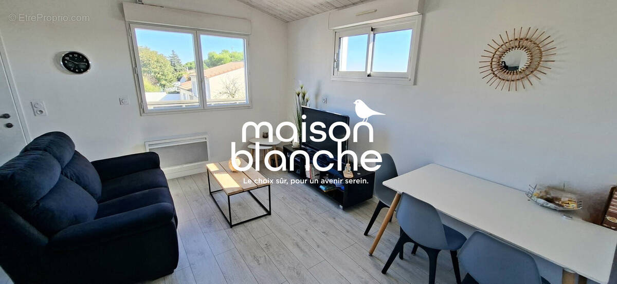 Pièce de vie - Appartement à PUILBOREAU