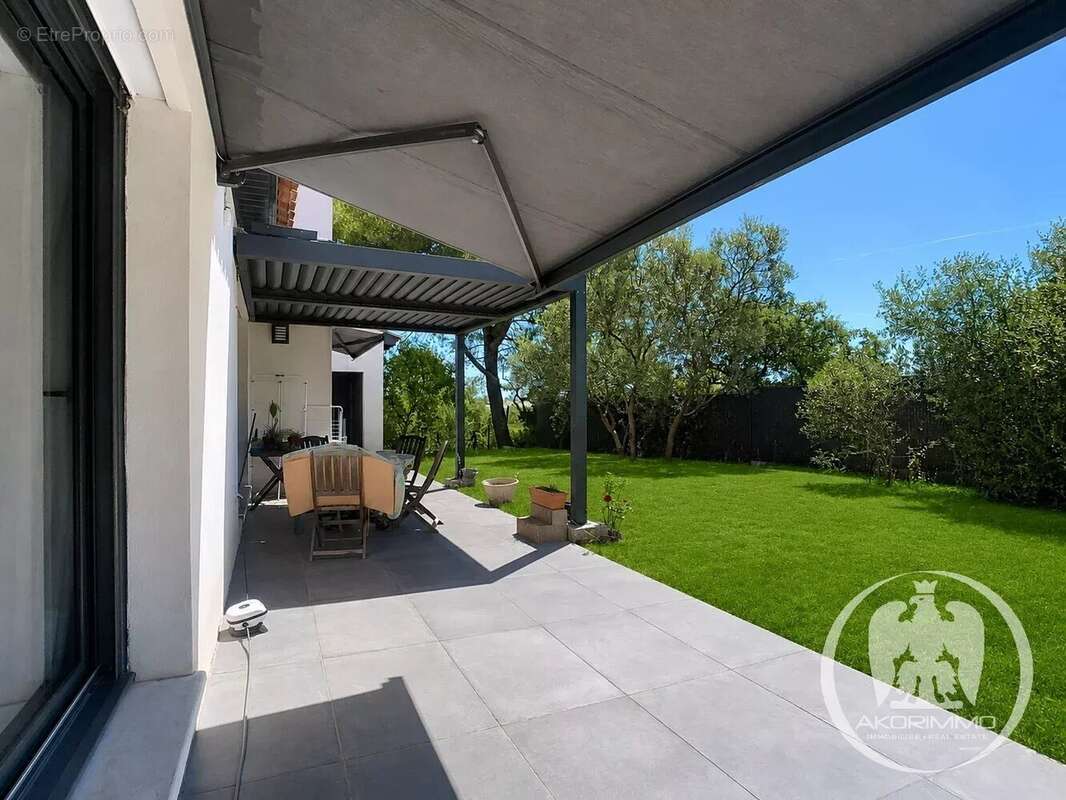 Maison à LE LUC