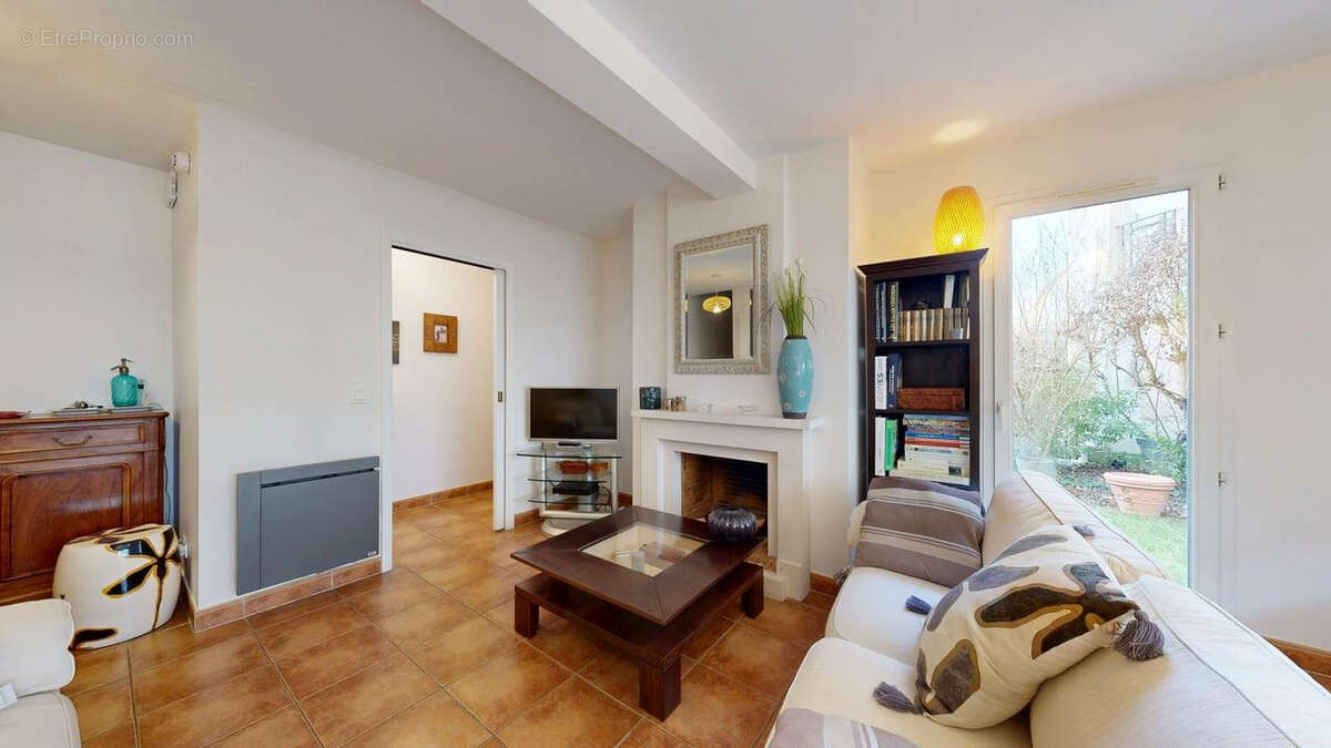 Maison à NANTERRE