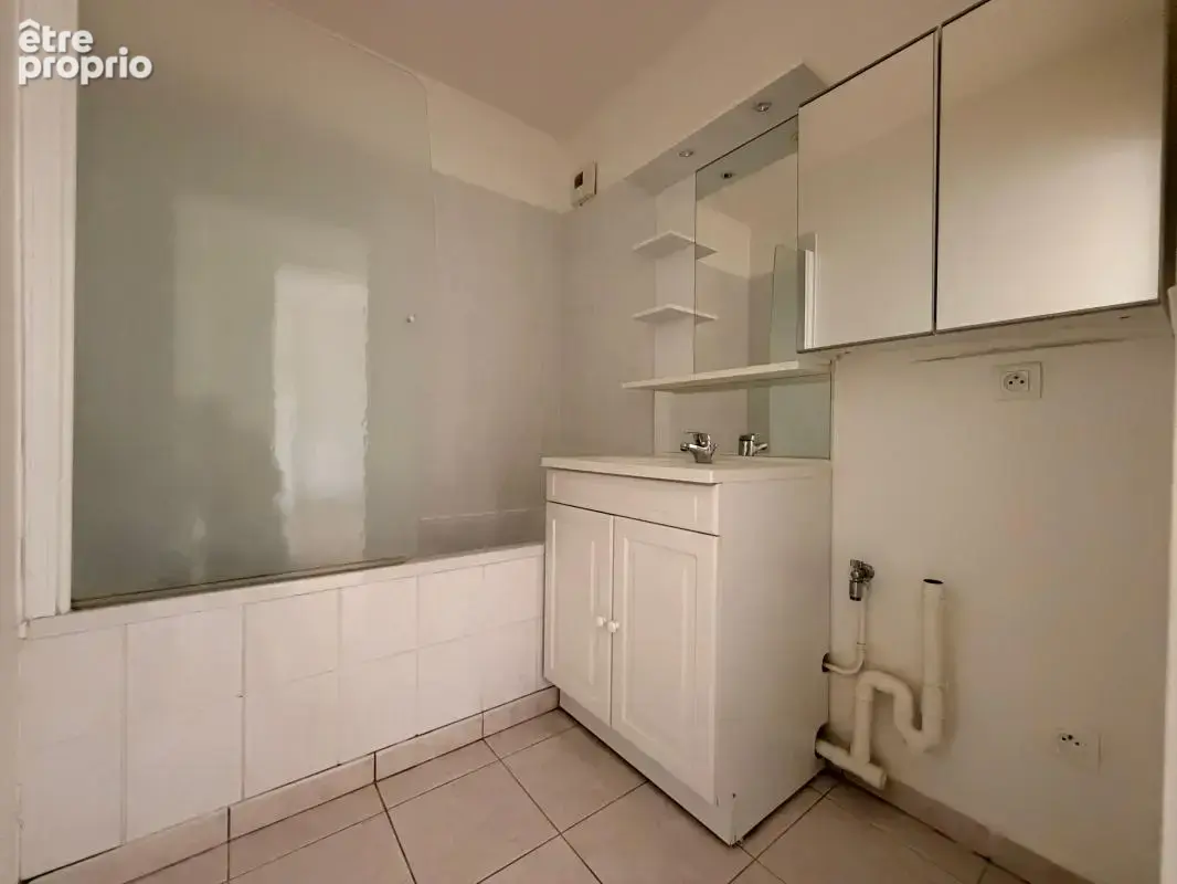 Appartement lumineux 3 pièces avec 2 places de parking – Résidence Les Cités Impériales - photo 6