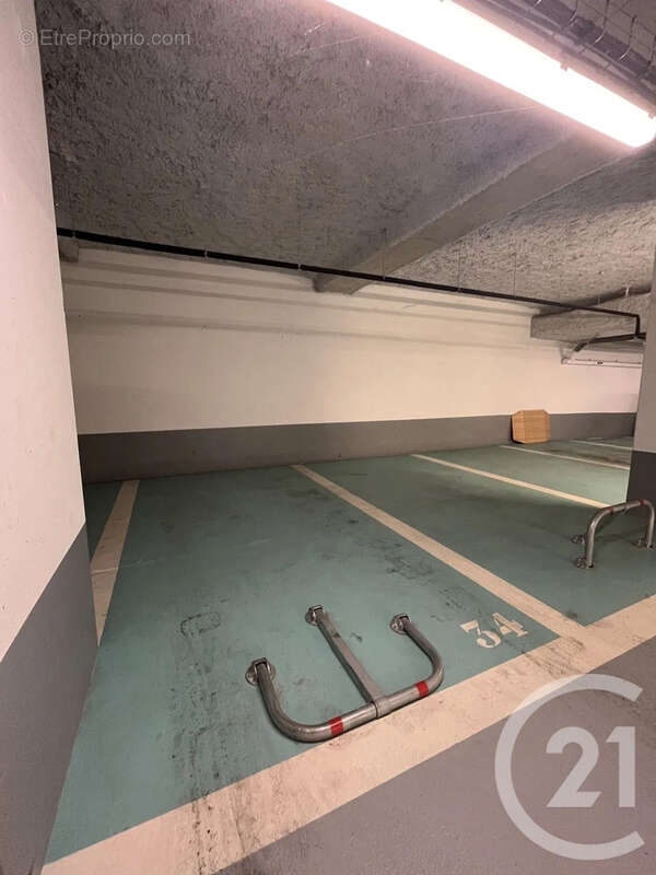 Parking à CHATILLON