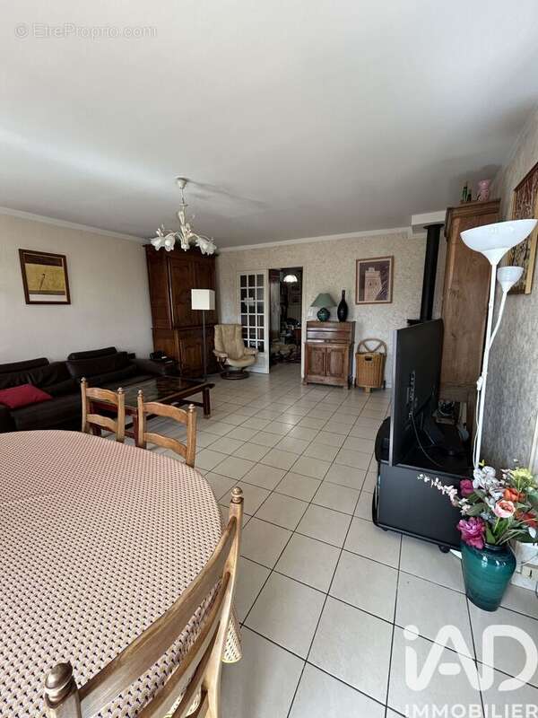 Photo 3 - Maison à TROUY