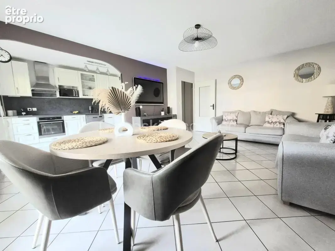 Appartement à ECHIROLLES