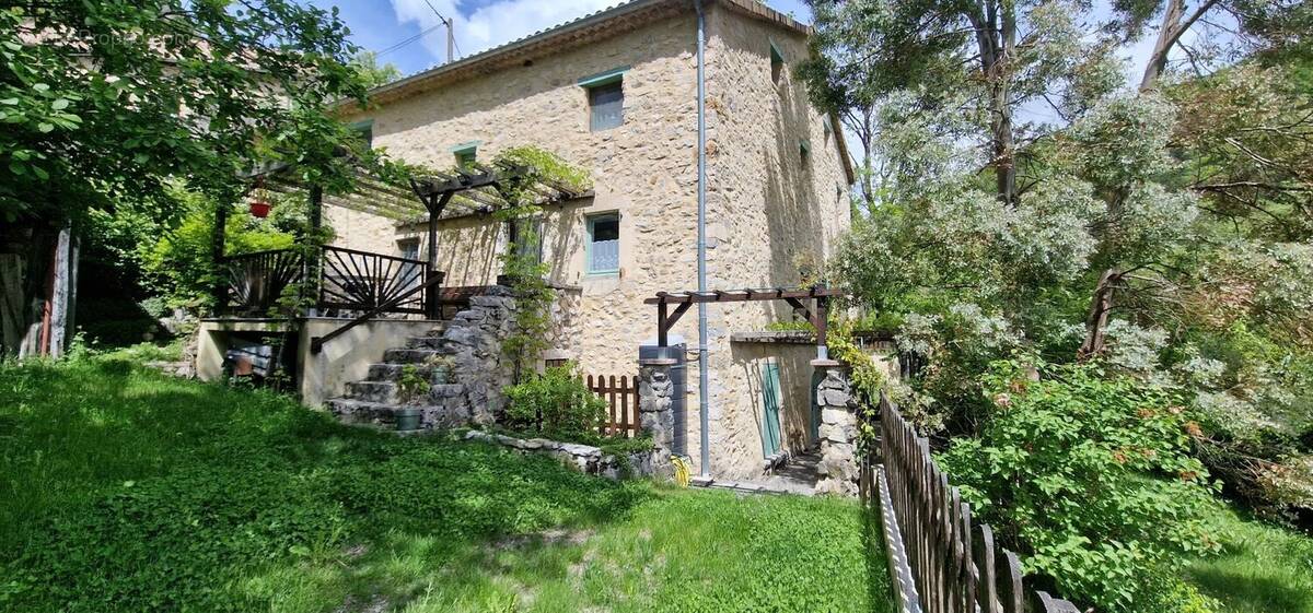 Maison à GLANDAGE