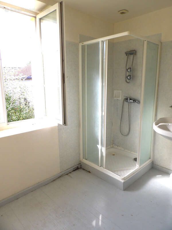 Appartement à SAINT-JEAN-D&#039;ANGELY