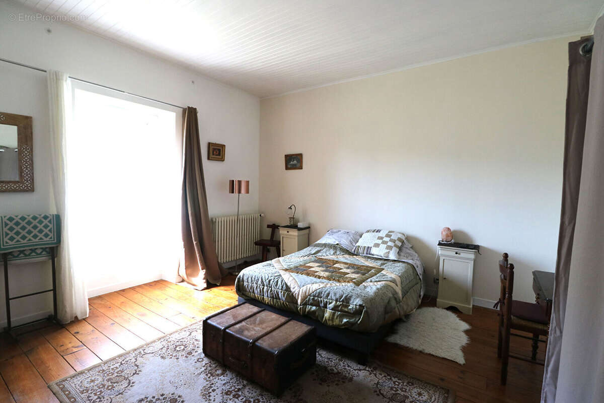 Maison à RIVIERE-SAAS-ET-GOURBY