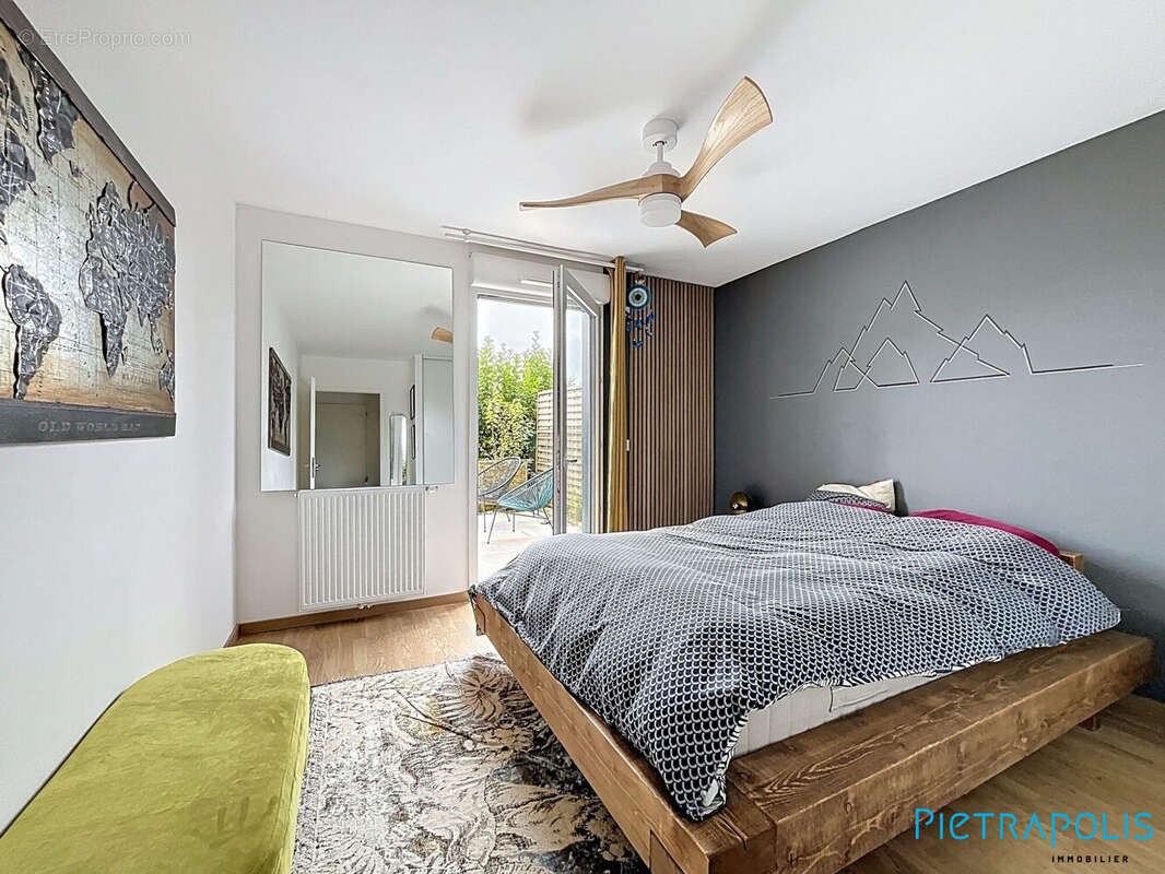 Appartement à CESSY