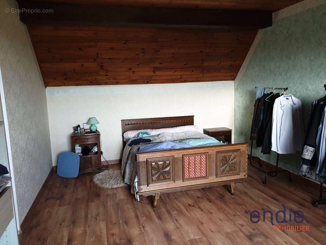 Propriété de campagne de 7 pièces (210 m²) en vente à COULEUVRE - photo 15