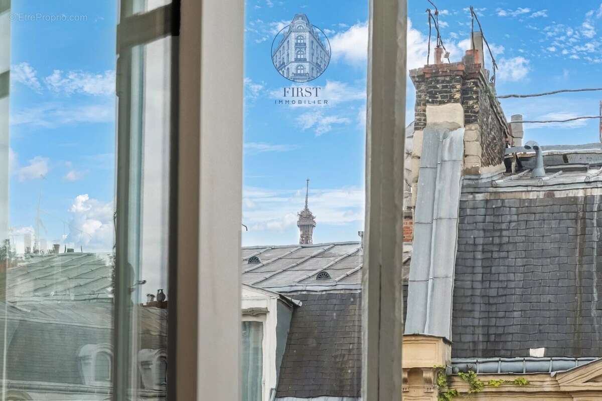 Appartement à PARIS-8E