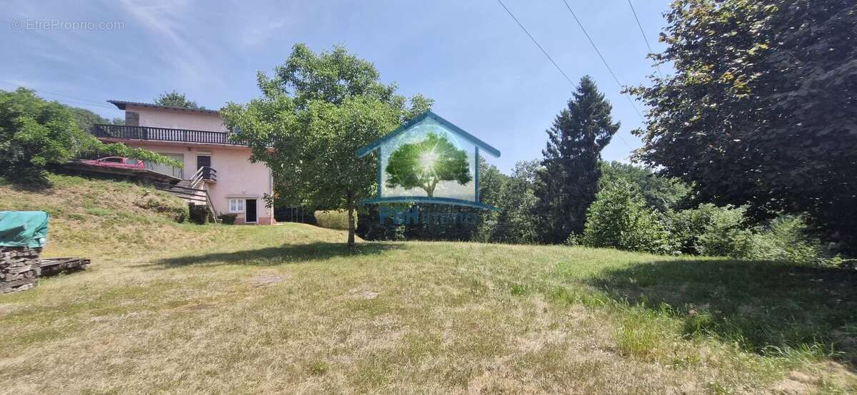 MEISENTHAL (57) - Maison d'environ 181 m² hab. + Atelier sur un terrain de 26,59 ares - photo 21