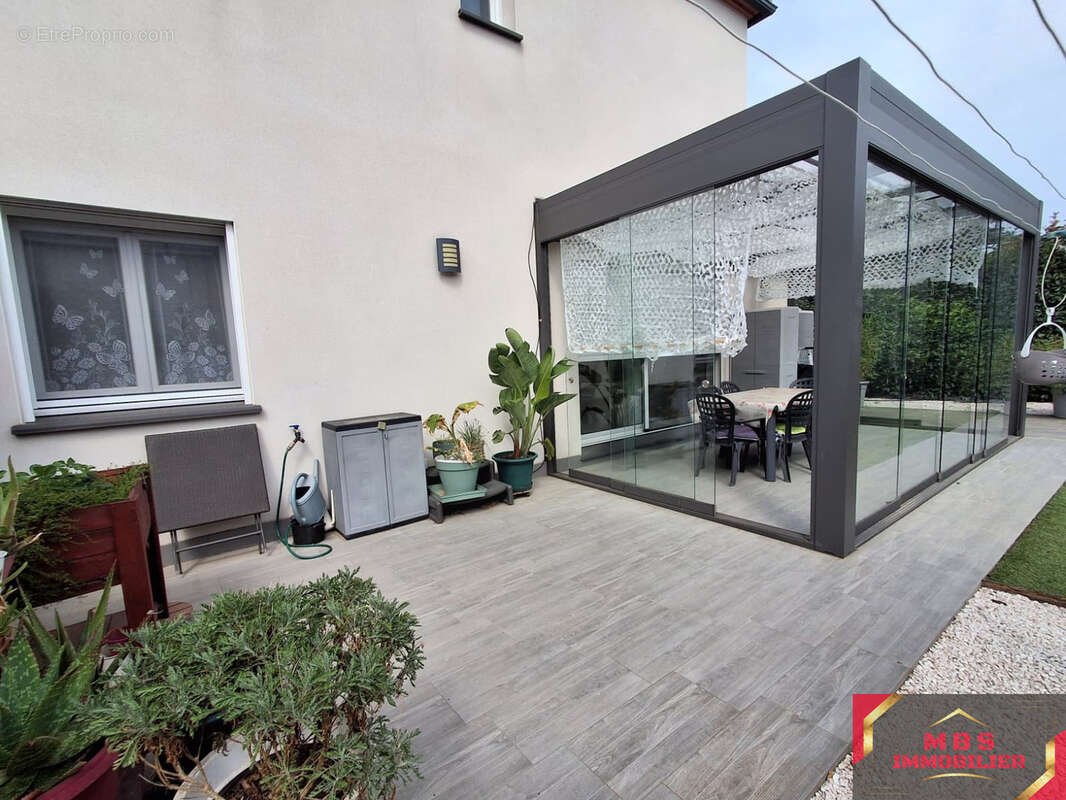 Saint-Cyprien - Villa 3 faces avec suite parentale, véranda et prestations haut de gamme - photo 8