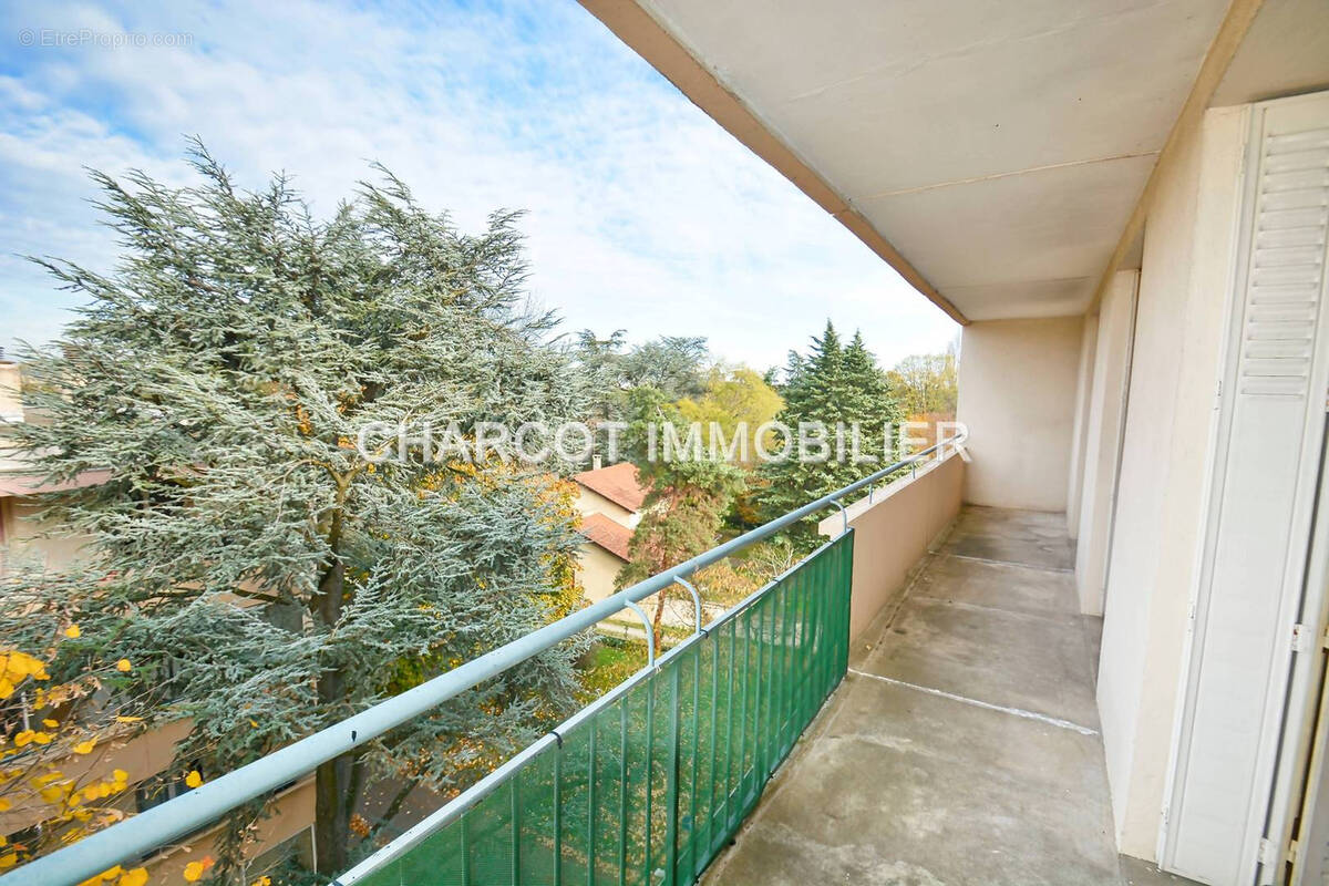 Appartement à LYON-5E