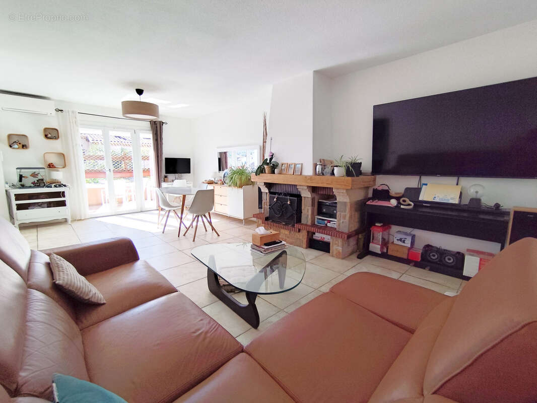 Maison à LA LONDE-LES-MAURES