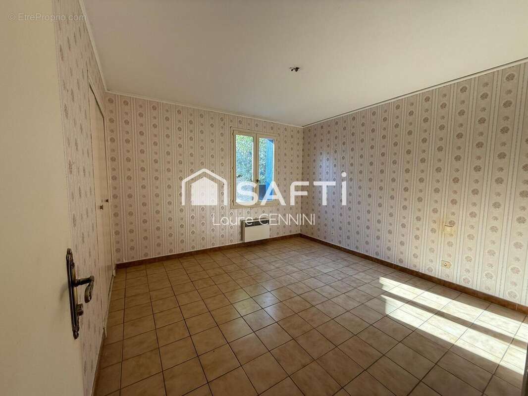 Photo 8 - Maison à VALREAS