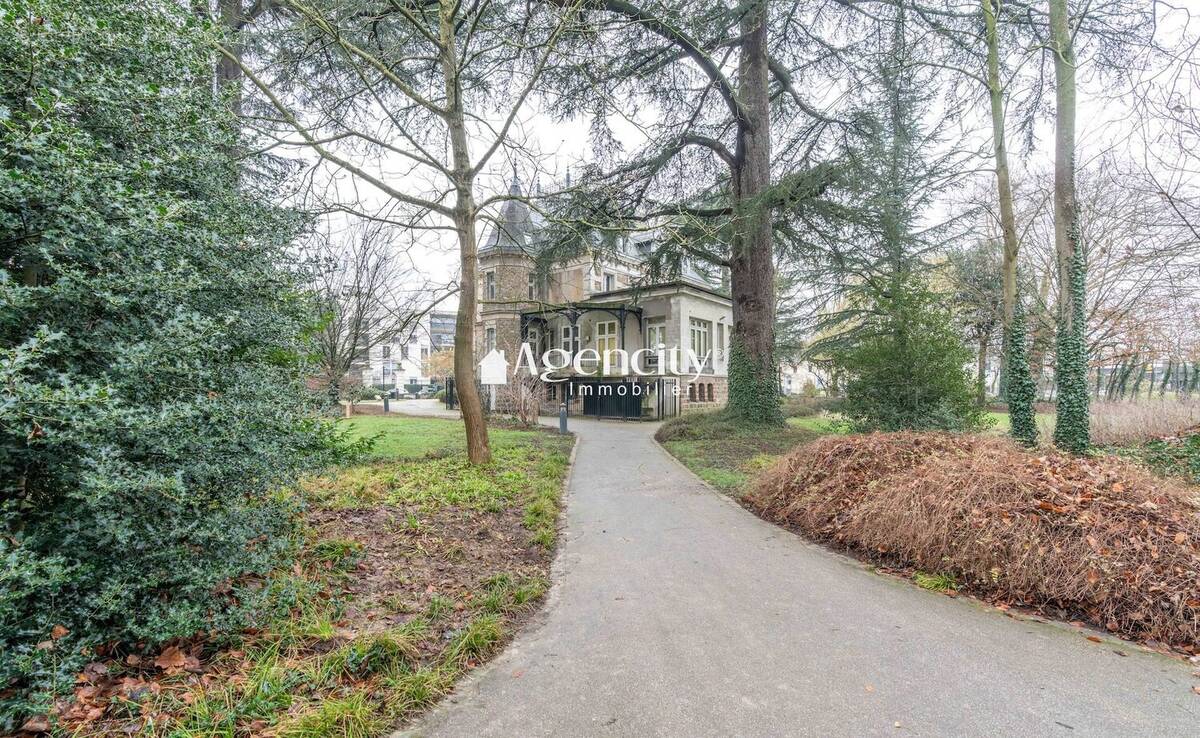 Appartement à TORCY