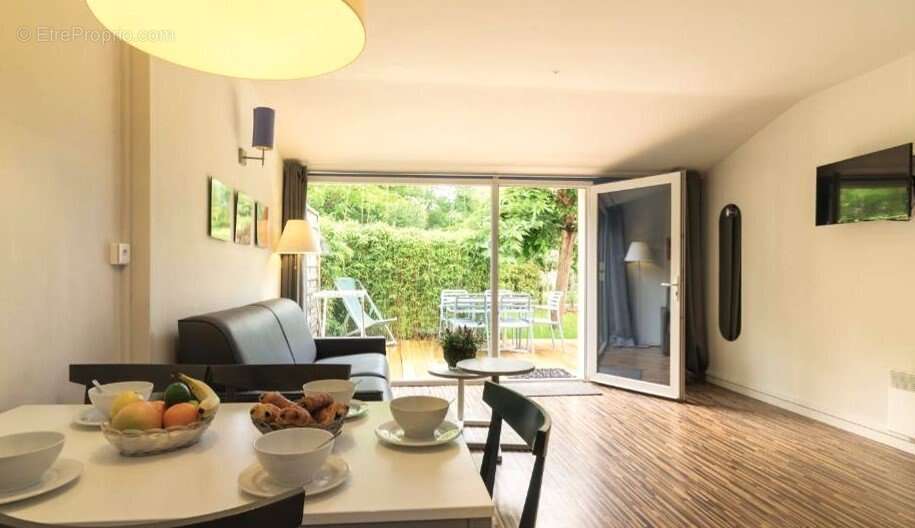 Appartement à LES MATHES