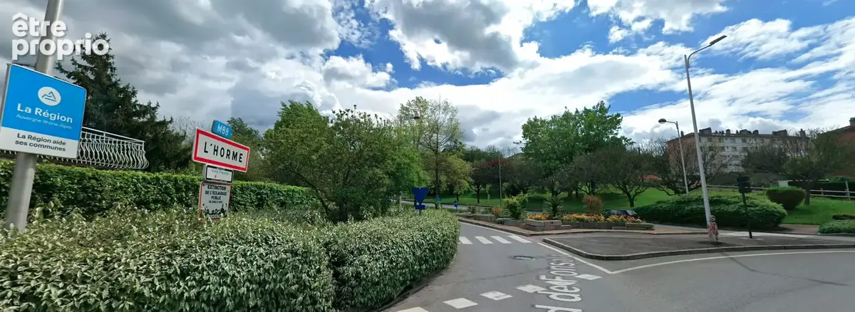 Parking à L'HORME