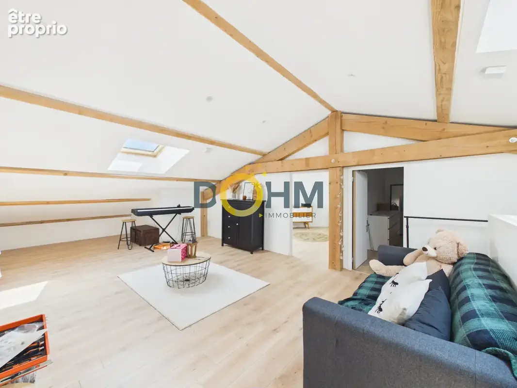 À vendre sur la commune de Fay-la-Triouleyre, belle maison  t5 d’environ 130 m2 récemment rénovée - photo 14