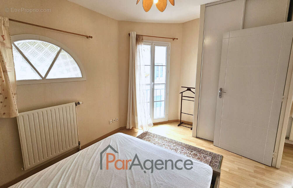 Maison à VAUX-SUR-MER