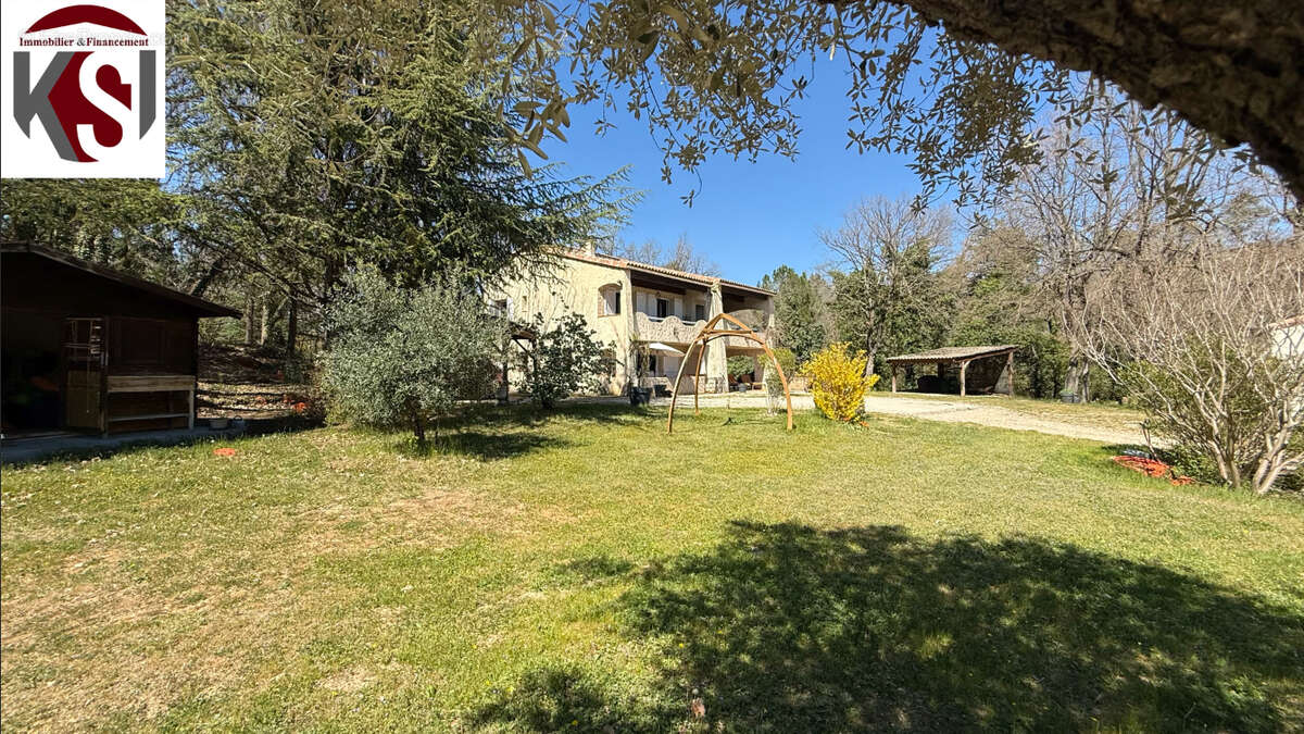 Maison à SAINT-MAXIMIN-LA-SAINTE-BAUME
