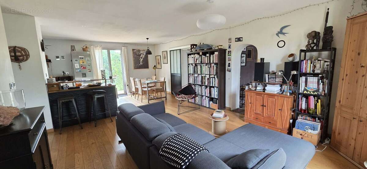 Maison à ARTIGUES-PRES-BORDEAUX