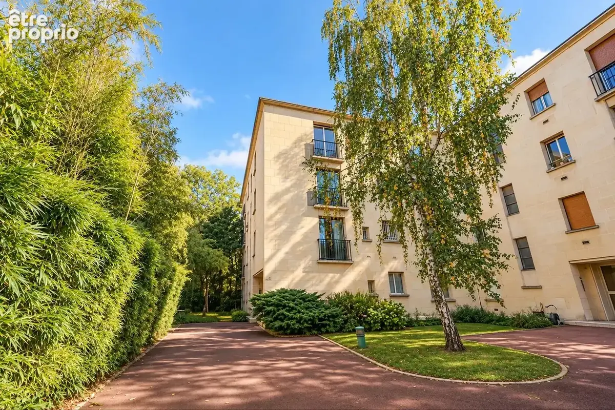 Neuilly-sur-Seine – Rue de la Ferme – Appartement rénové de deux chambres - photo 13