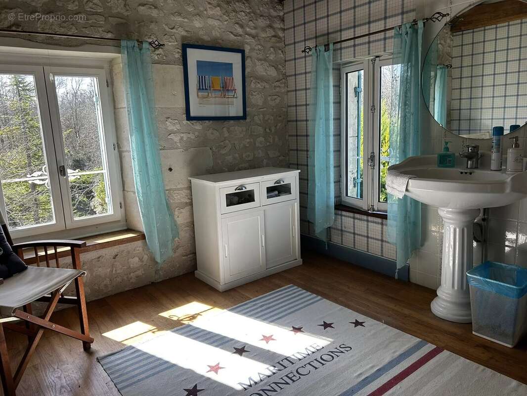 Maison à SAINT-FORT-SUR-GIRONDE