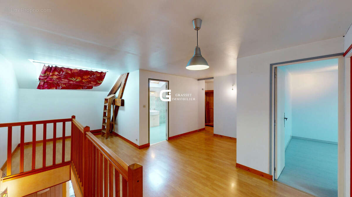 Appartement à OYONNAX