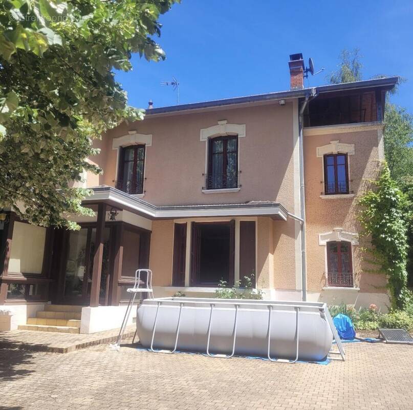 Photo 1 - Maison à COURS-LA-VILLE