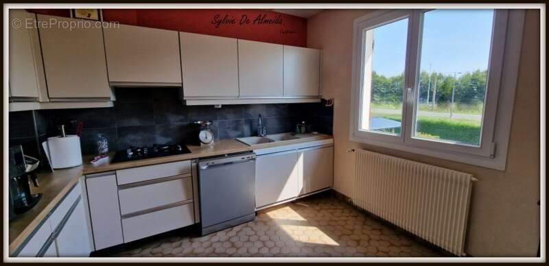 Maison à vendre 5 pièces SENNECE LES MACON (71)terrain clos 1600 m² piscine - photo 7