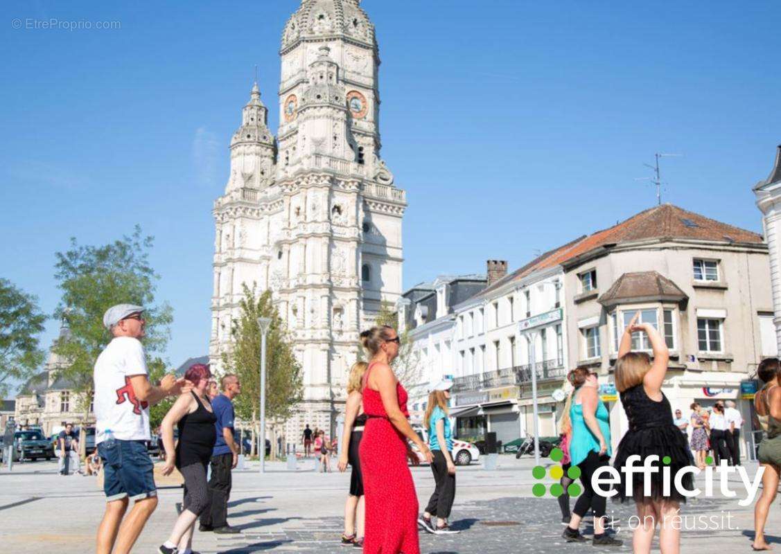 Commerce à SAINT-AMAND-LES-EAUX