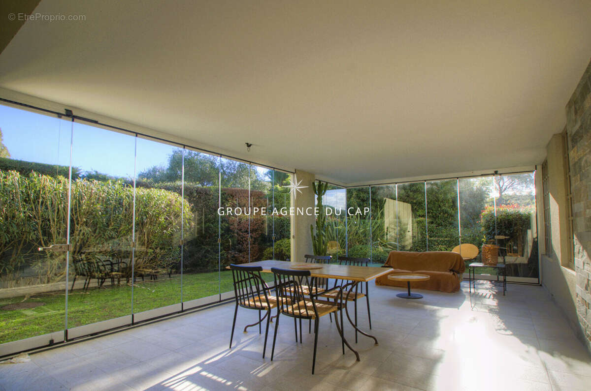 Appartement en rez de jardin dans residence - photo 4
