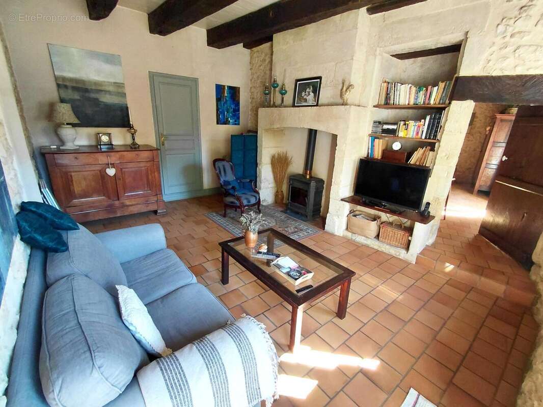 Photo 6 - Maison à ANTONNE-ET-TRIGONANT