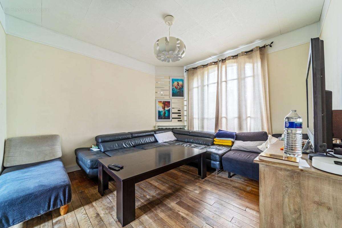 Maison à MONTMORENCY