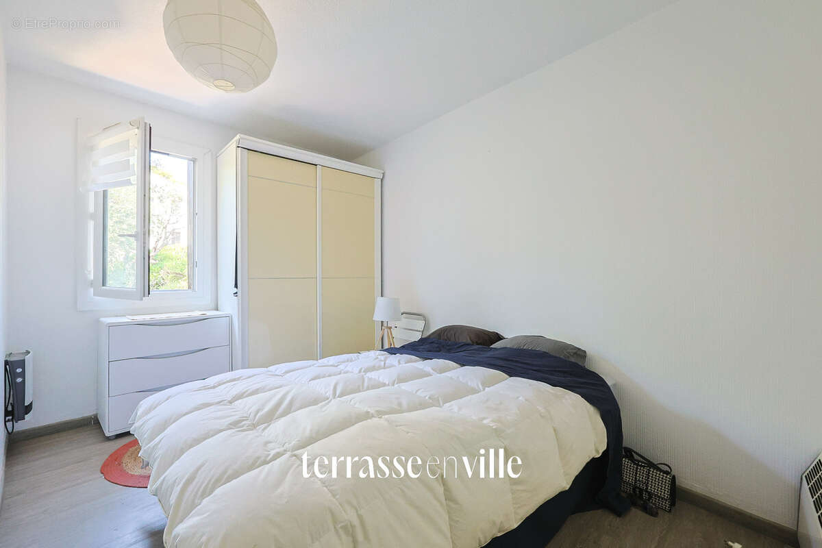 Quartier Fontsainte - T2 39m2 - Terrasse vue pinède et mer   Résidence avec piscine - Parking privé - 299 000€ - photo 11