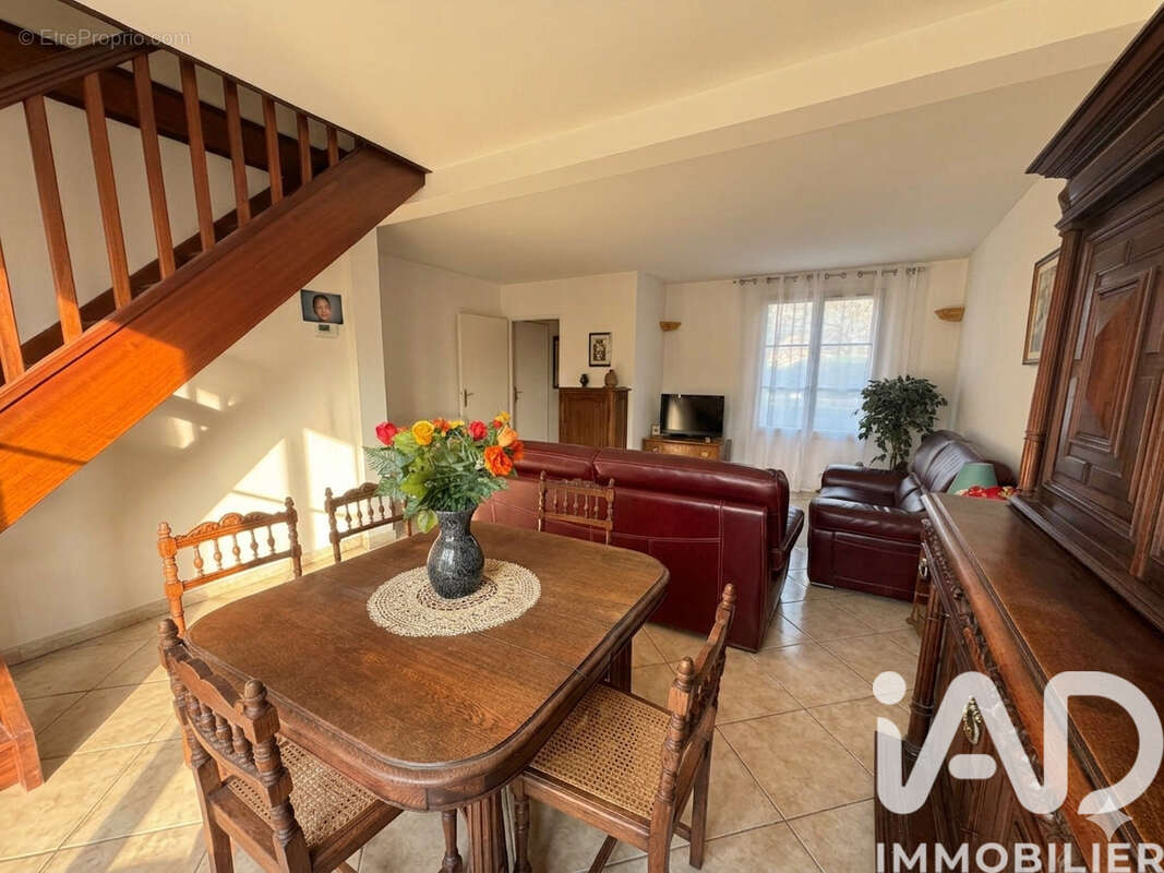 Photo 2 - Maison à LE PLESSIS-PATE