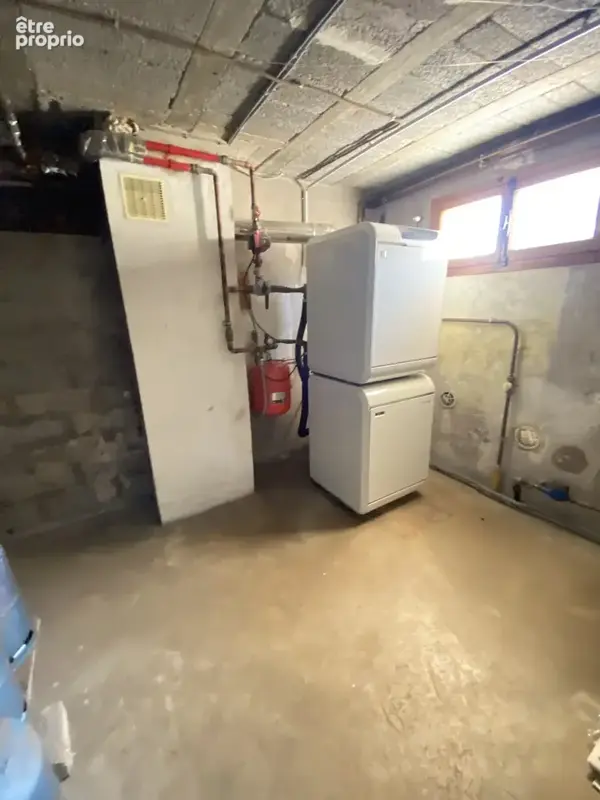 Maison T6 sur terrain plat , clos et arboré. - photo 21