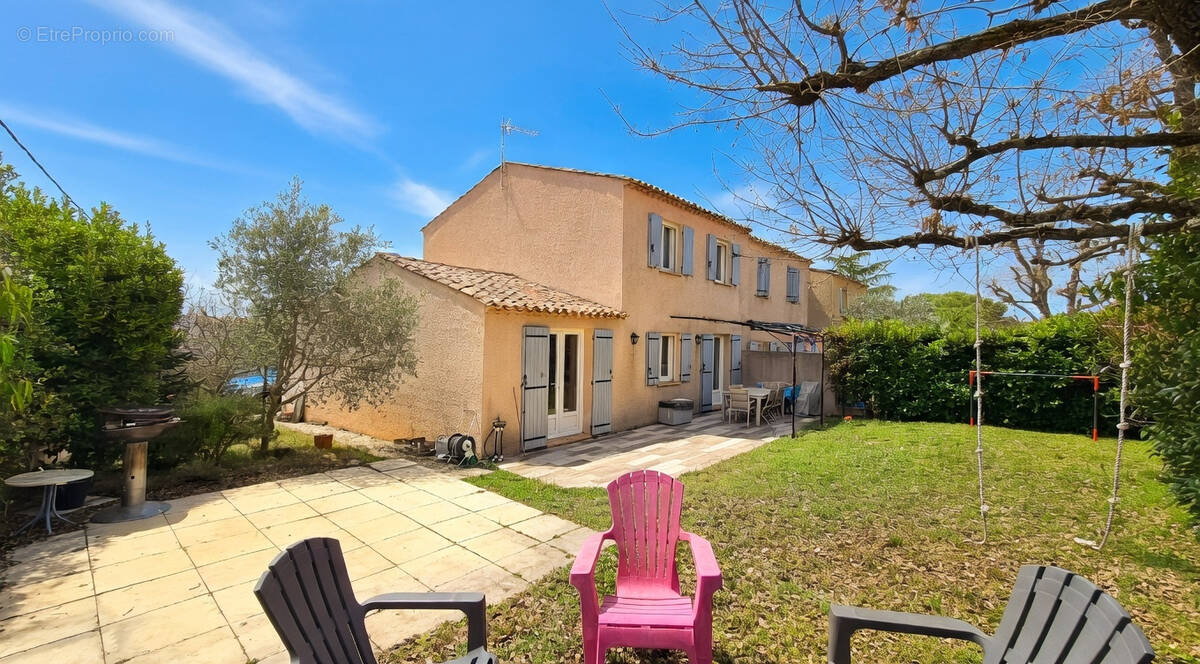 Maison à SAINT-MAXIMIN-LA-SAINTE-BAUME
