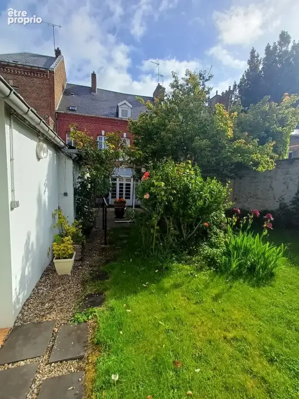 Maison 247 m² à Amiens  - photo 2