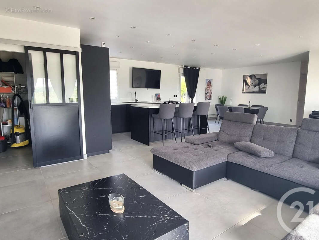 Maison 110 m² à Cosne-Cours-Sur-Loire  - photo 6