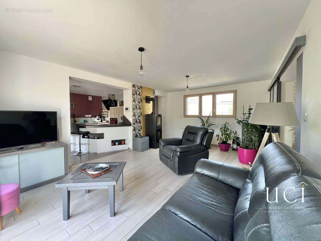 Maison 166 m² à Geneston  - photo 9