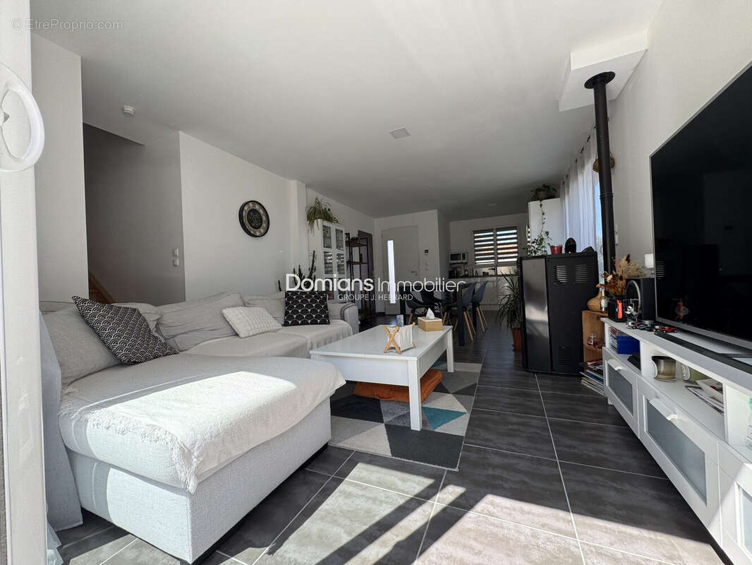 Maison 80 m² à Trouillas  - photo 2