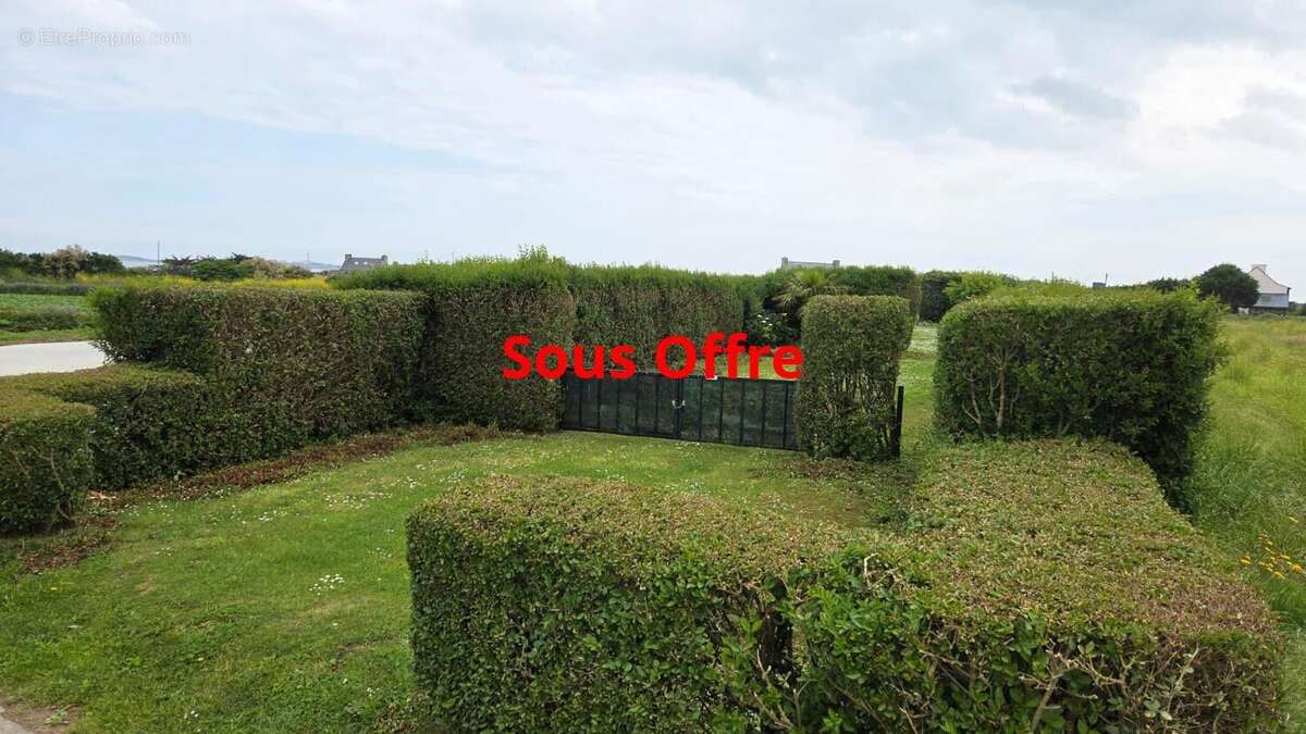Terrain à SANTEC