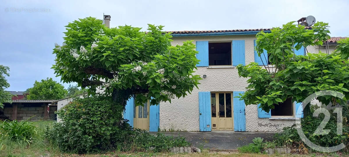Maison à SABLONS