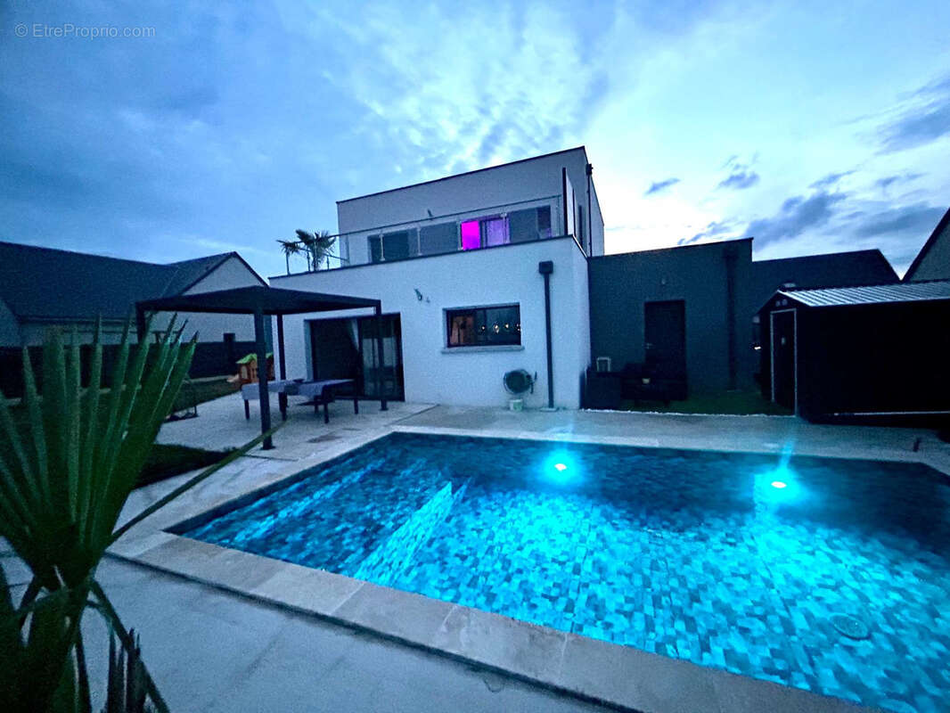 Maison à CHAMBRAY-LES-TOURS